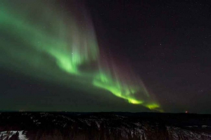 Какво е aurora borealis (северни светлини)?